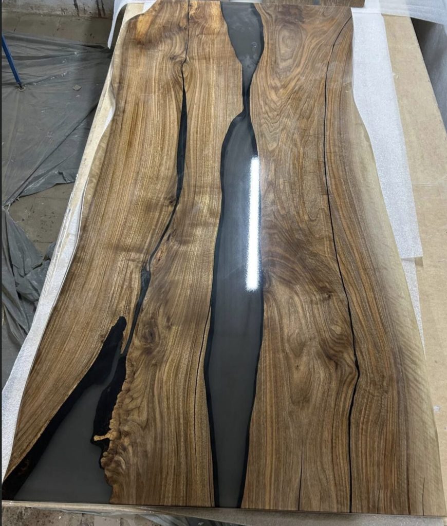 Walnut piece with a black-transparent river